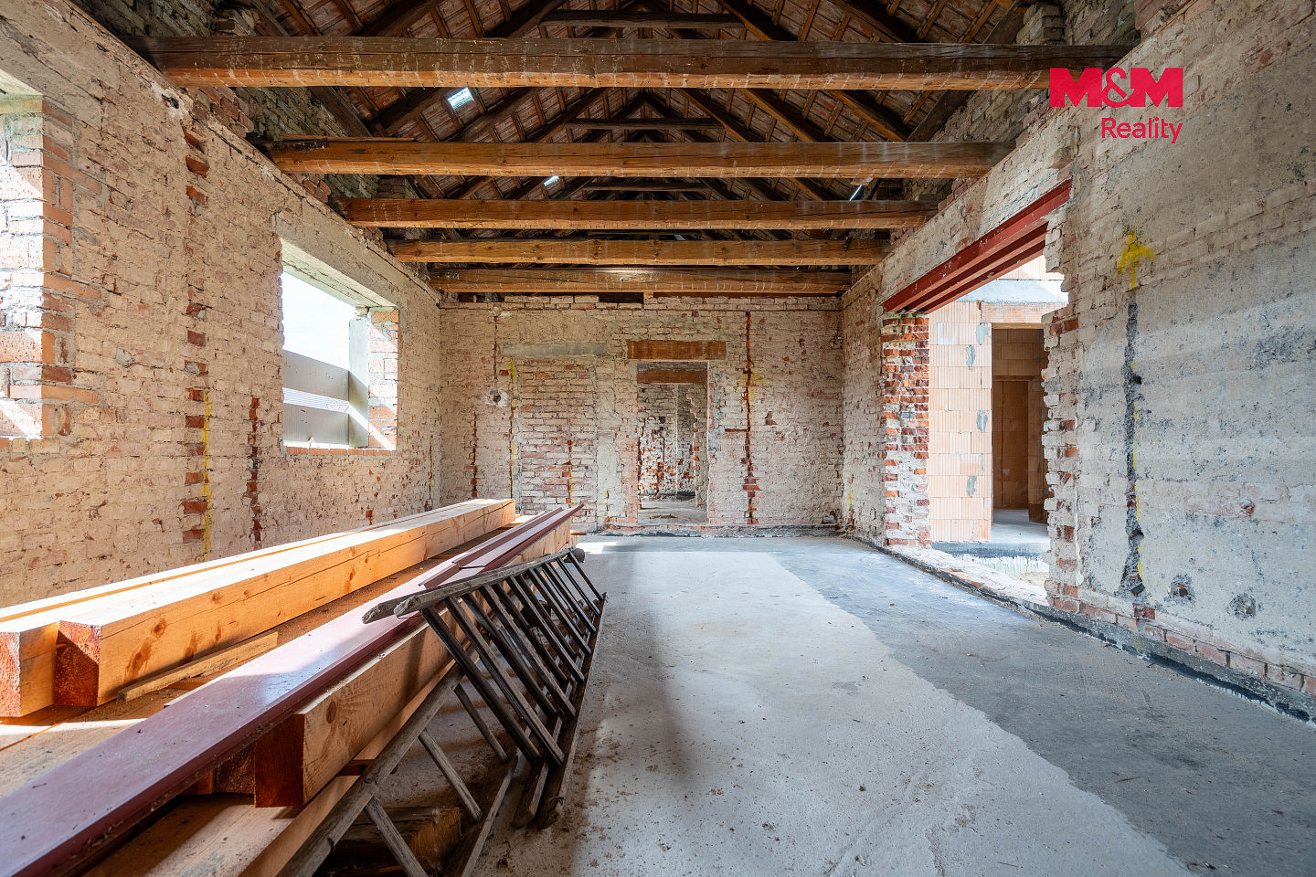 Prodej domu 234 m² s pozemkem 851 m² – fotografie 3