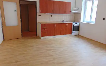 Pronájem bytu 2+kk 45 m², Plzeňská, Praha 5 - Smíchov