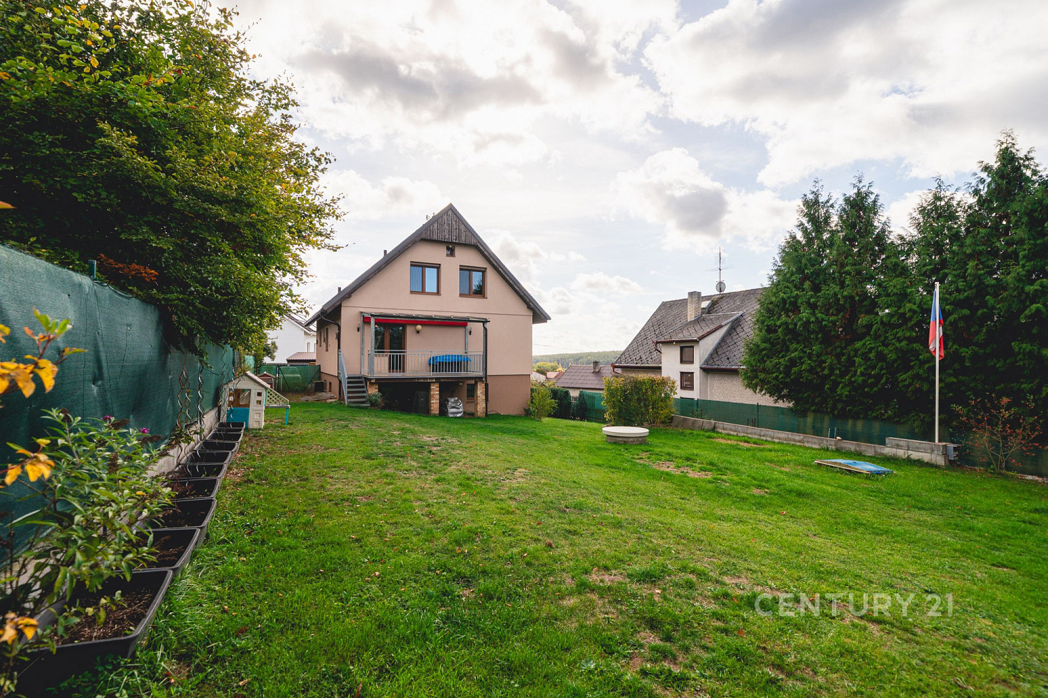 Prodej domu 131 m² s pozemkem 792 m²