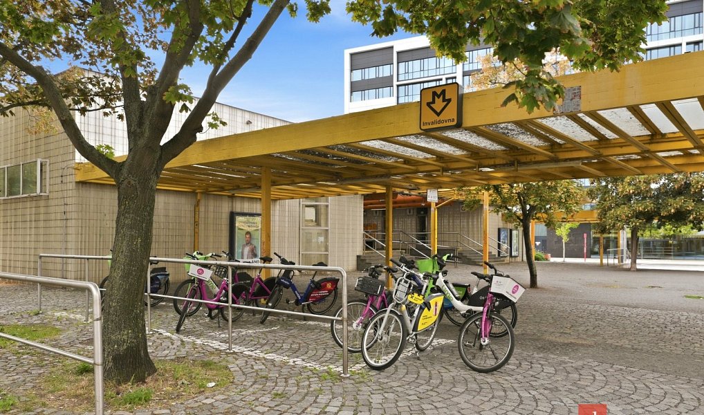 Prodej bytu 1+kk 30 m², Praha – náhled fotky 20