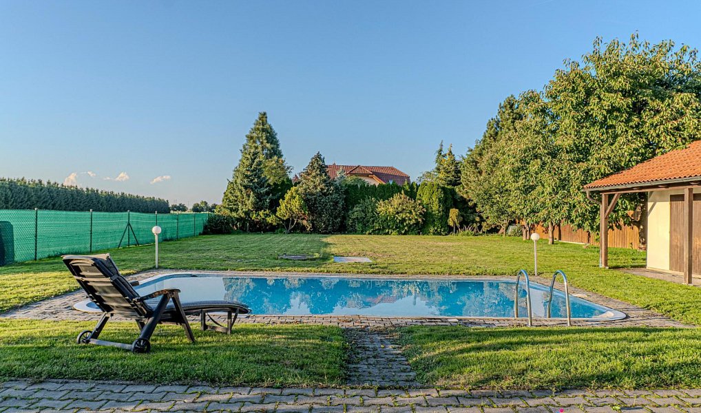 Prodej domu 238 m² s pozemkem 1 185 m², Šestajovice – náhled fotky 6