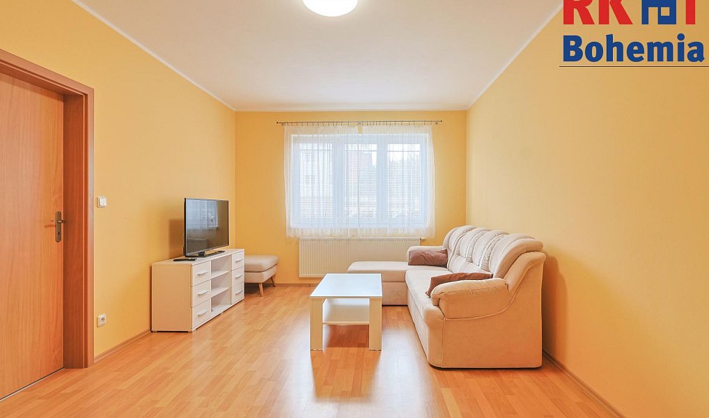 Pronájem bytu 2+kk 40 m², Úvaly – náhled fotky 2