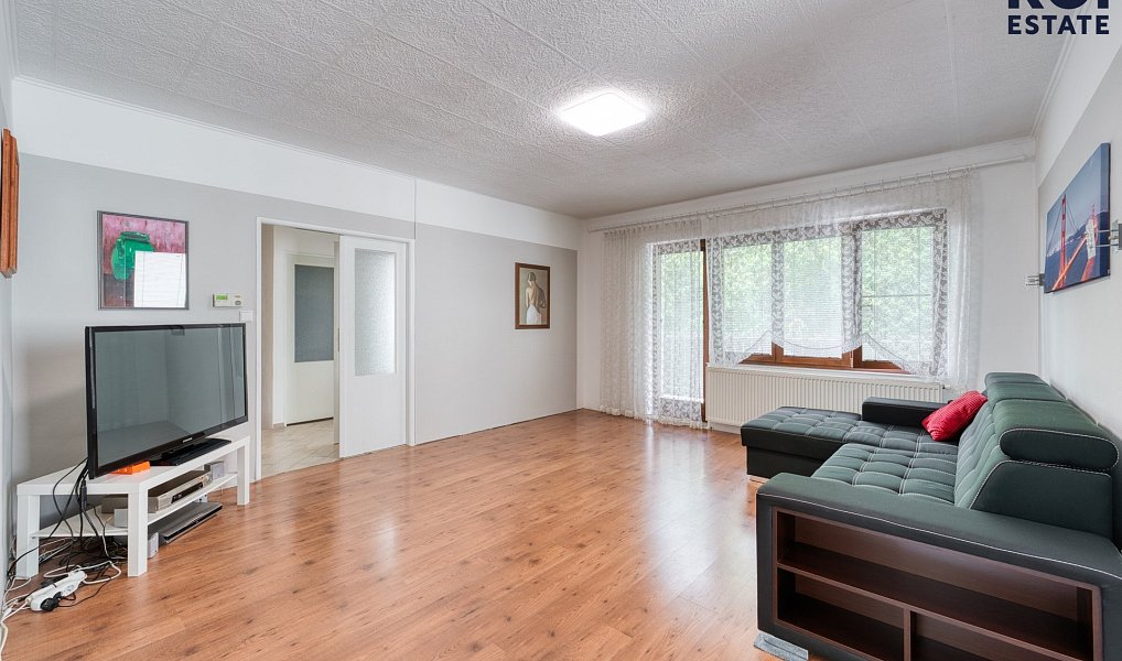 Prodej domu 194 m² s pozemkem 1 083 m², Omice – náhled fotky 9