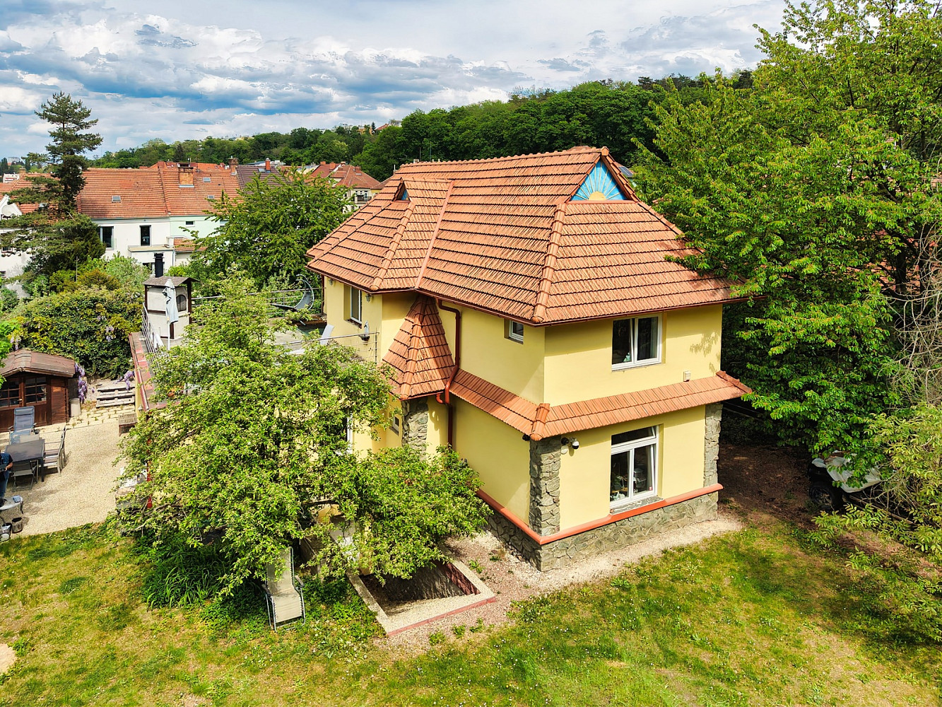 Prodej vily 351 m² s pozemkem 985 m² — photo 4