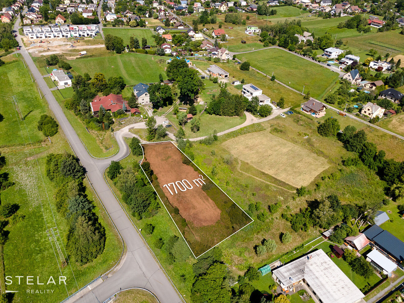 Prodej stavebního pozemku 1 700 m²