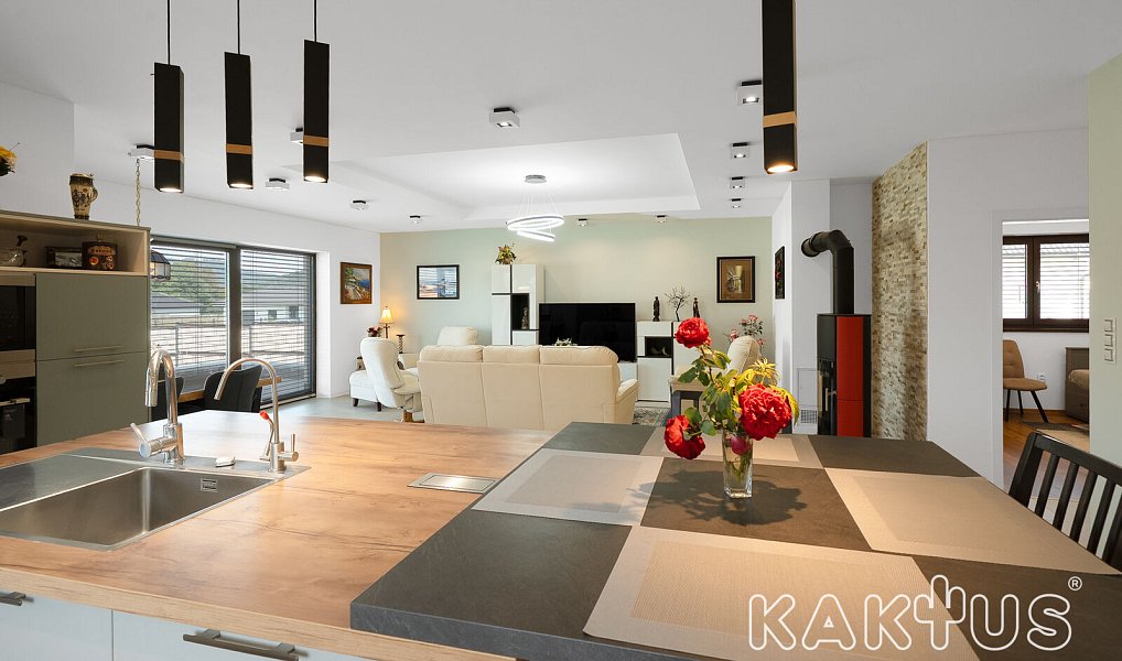 Prodej domu 217 m² s pozemkem 916 m², Tichá – náhled fotky 7