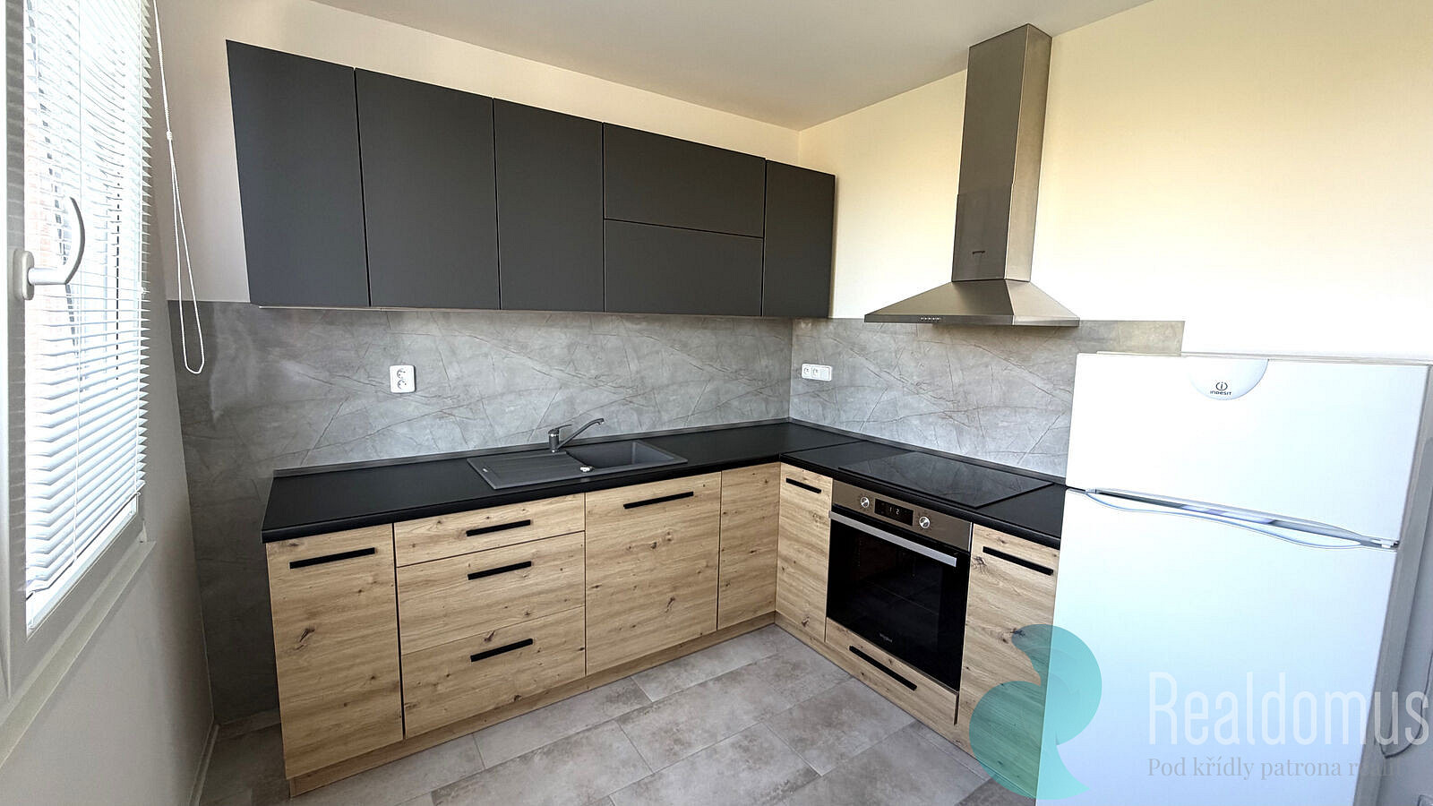 Pronájem bytu 3+1 66 m² – fotografie 2