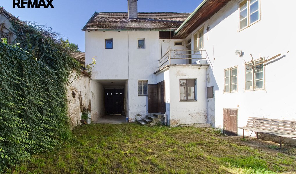 Prodej domu 272 m² s pozemkem 703 m², Chýnov – náhled fotky 4