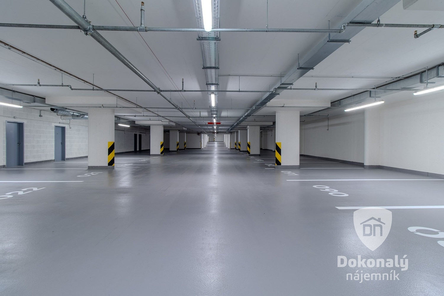 Podzemní garážové stání, 15 m2, v projektu tesla hloubětín na praze 9 - hloubětín