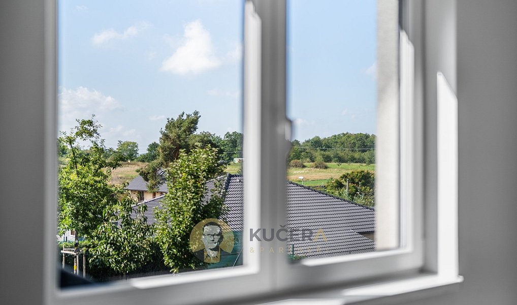 Prodej domu 124 m² s pozemkem 235 m², Neratovice – náhled fotky 37
