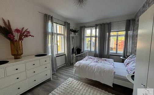 Prodej bytu 2+1 35 m², Petřín, Karlovy Vary