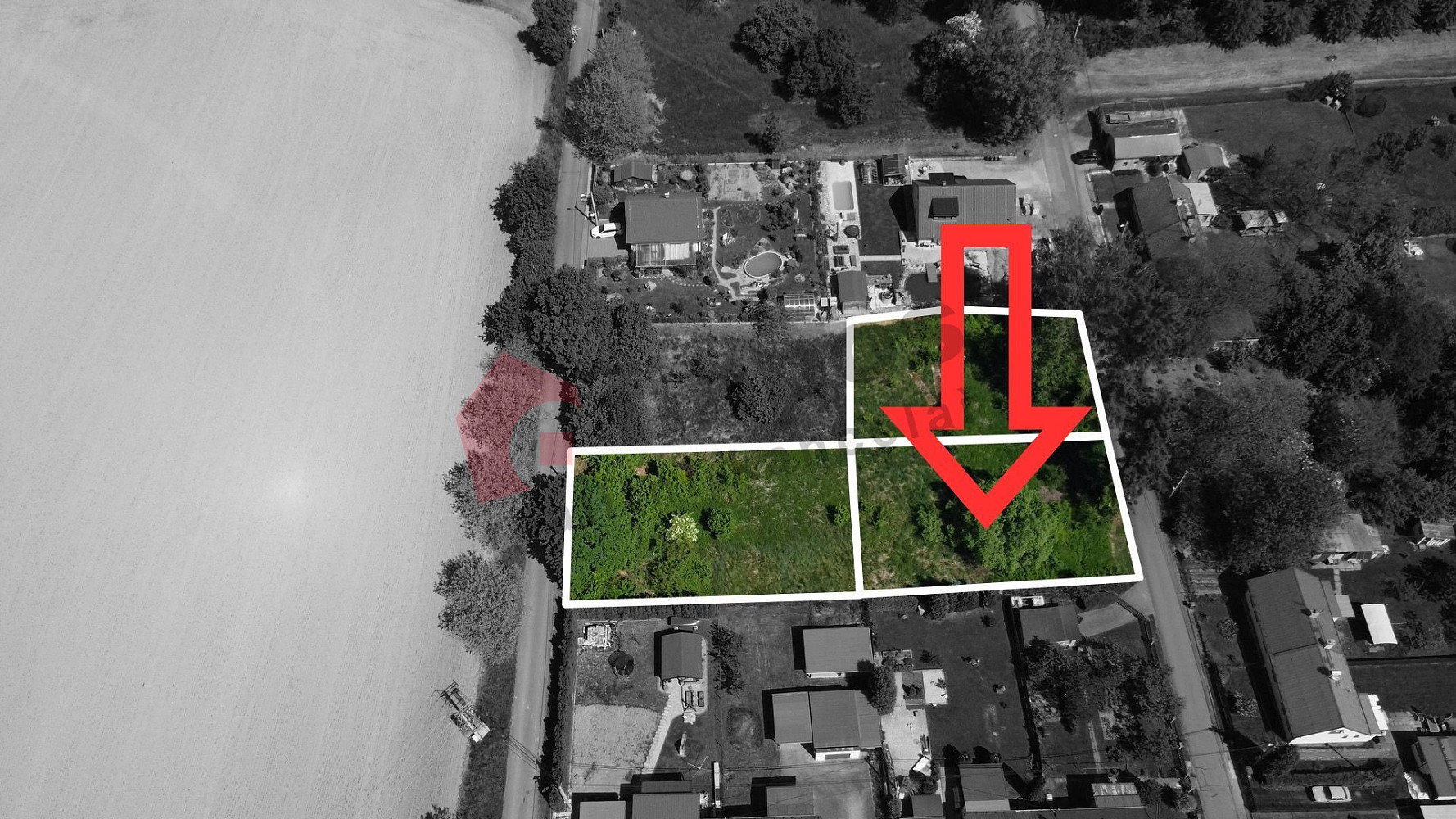 Prodej stavebního pozemku 703 m² – fotografie 4