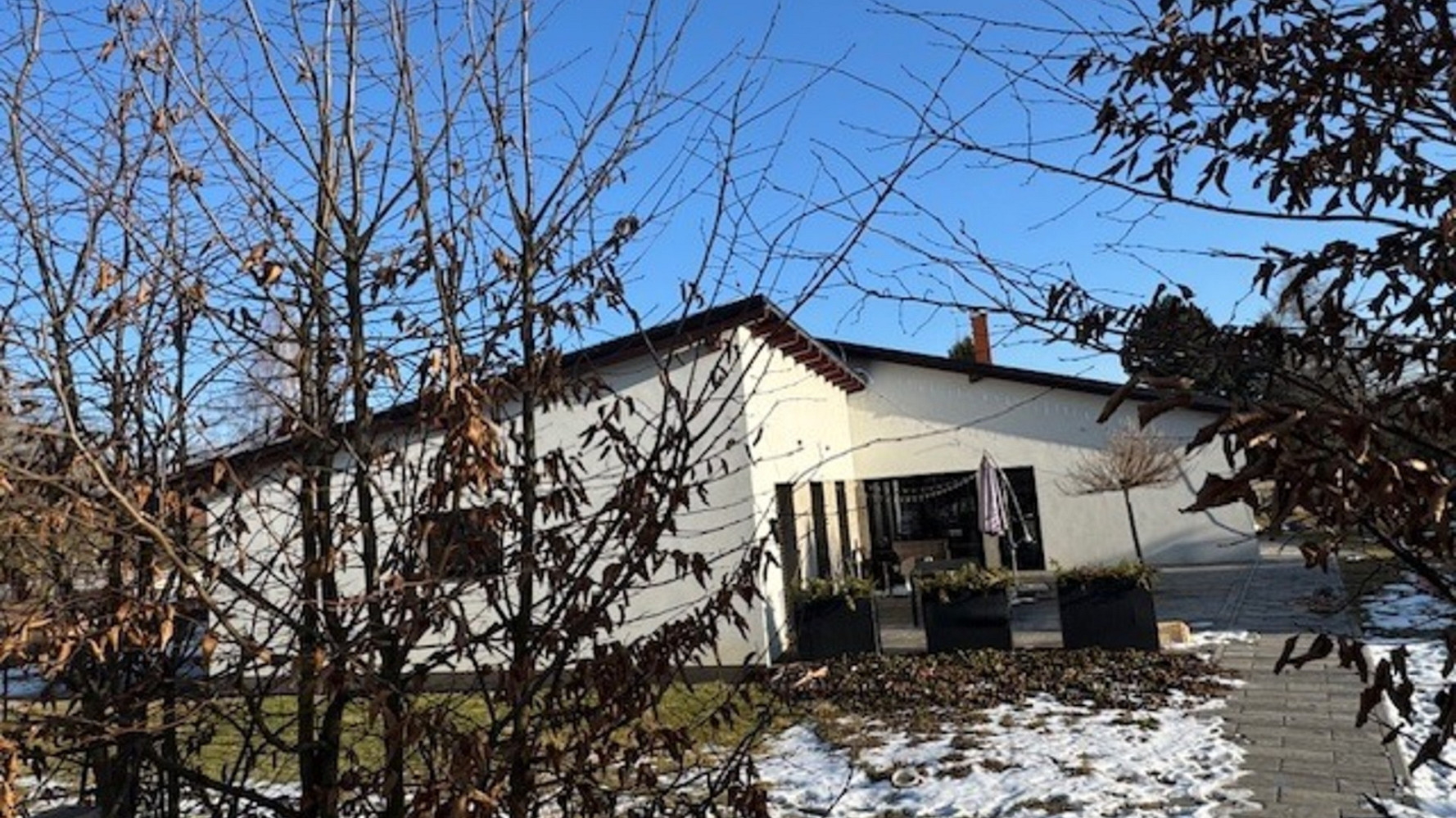 Dražba domu 203 m² s pozemkem 1 442 m² – pohled 2