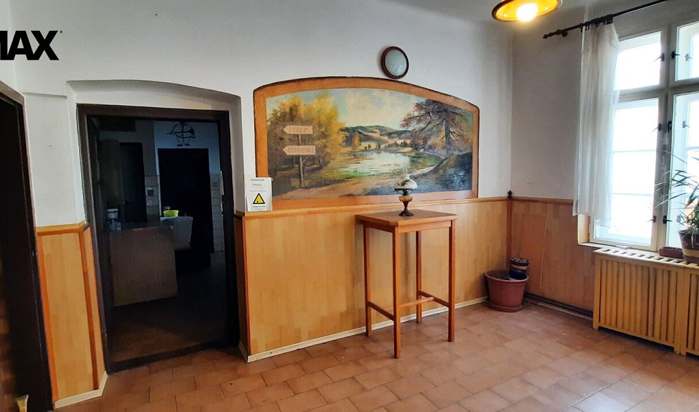 Prodej domu 560 m² s pozemkem 720 m², Slavonice – náhled fotky 9