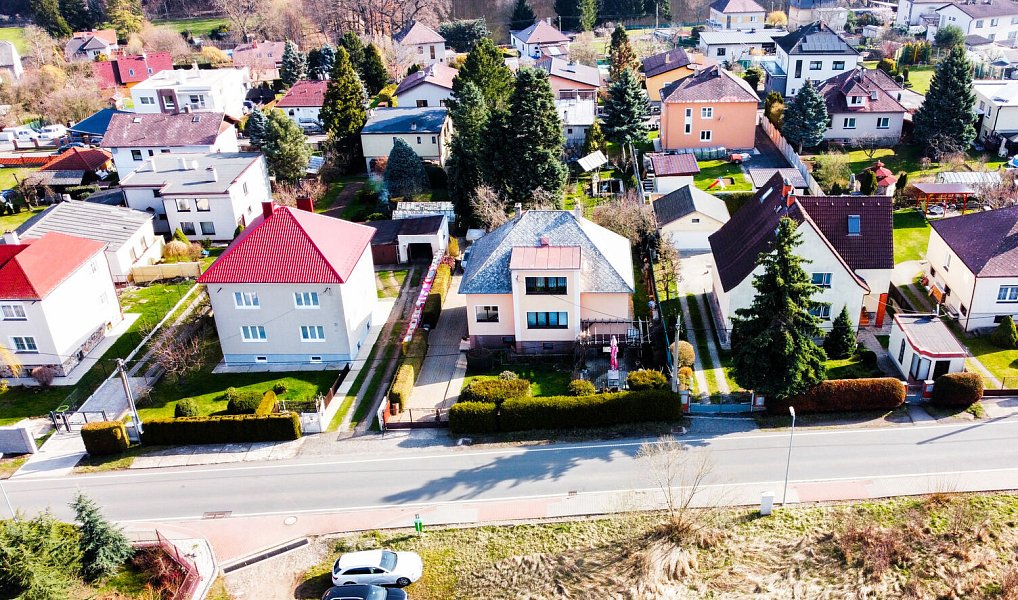 Prodej domu 300 m² s pozemkem 801 m², Komárov – náhled fotky 22