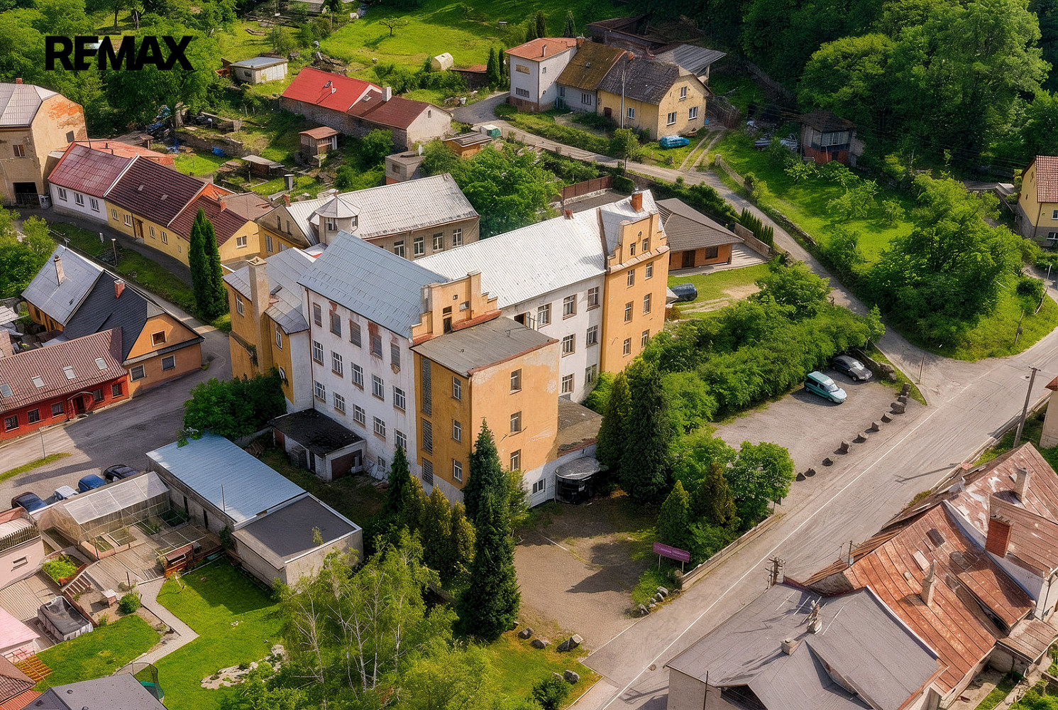 Prodej komerčního objektu (jiného typu) 3 254 m² — photo 2