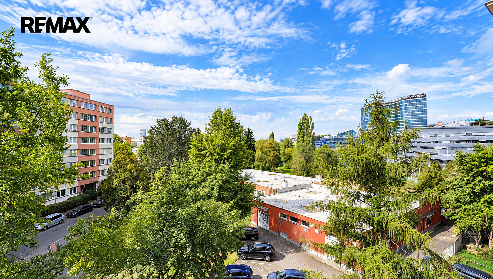 Prodej bytu 1+kk 25 m² – fotografie 2