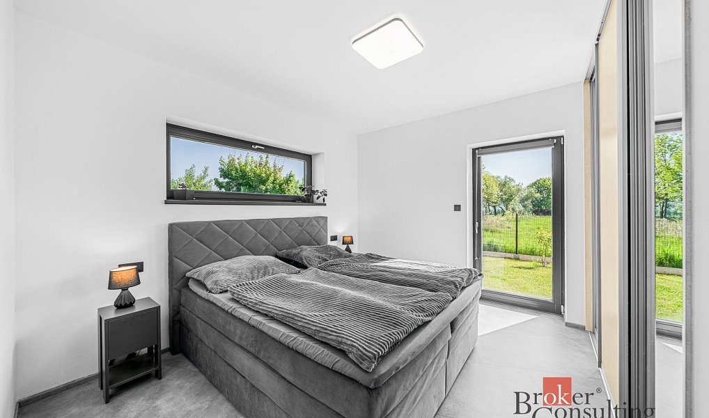 Prodej domu 137 m² s pozemkem 847 m², Rokycany – náhled fotky 21