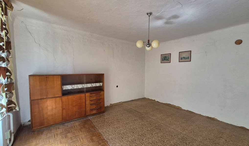 Prodej domu 220 m² s pozemkem 1 038 m², Radnice – náhled fotky 5