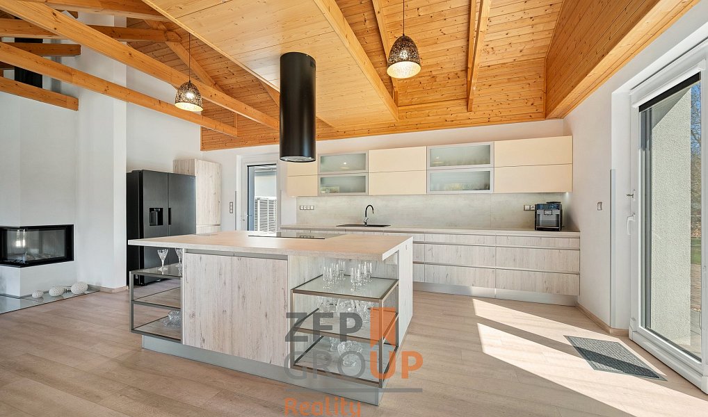 Prodej domu 450 m² s pozemkem 4 129 m², Rozstání – náhled fotky 14