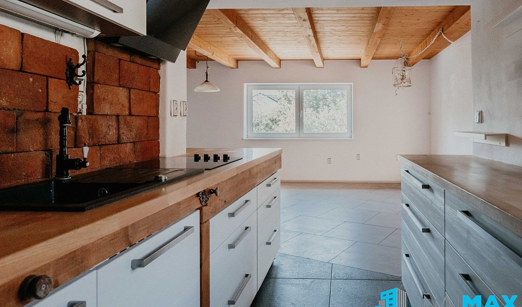 Prodej domu 81 m² s pozemkem 812 m², Vlasatice – náhled fotky 8