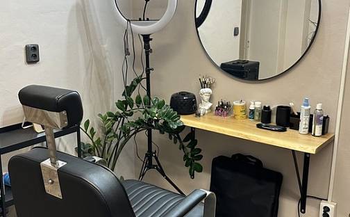 Pronájem obchodních prostor 5 m², Zborovská, Praha 5