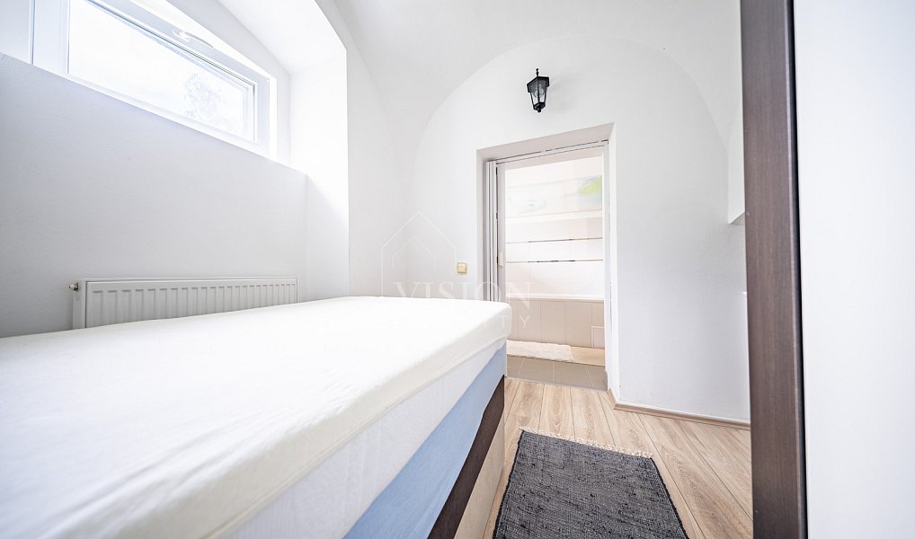 Prodej nájemního domu, činžáku 284 m², Všemyslice – náhled fotky 6