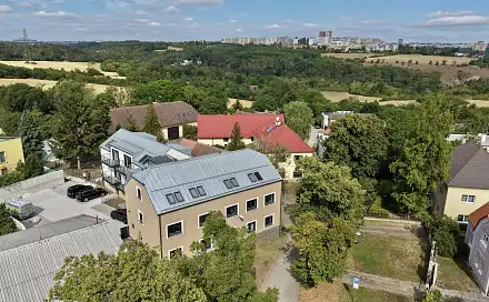Prodej bytu 5+kk 152 m², náměstí Pod lípou, Praha 5 - Holyně