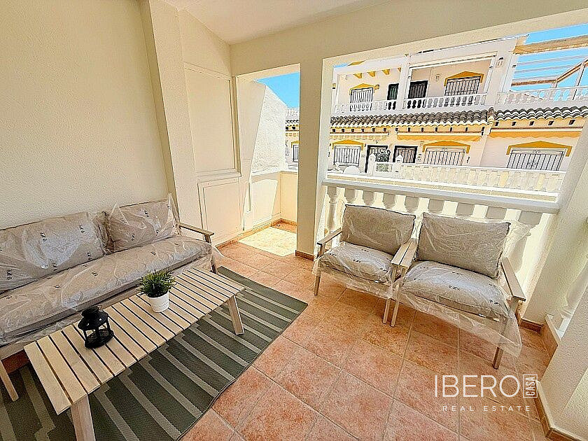 Casa 4+kk – Torrevieja, Urbanización Los Balcones - Vista 3