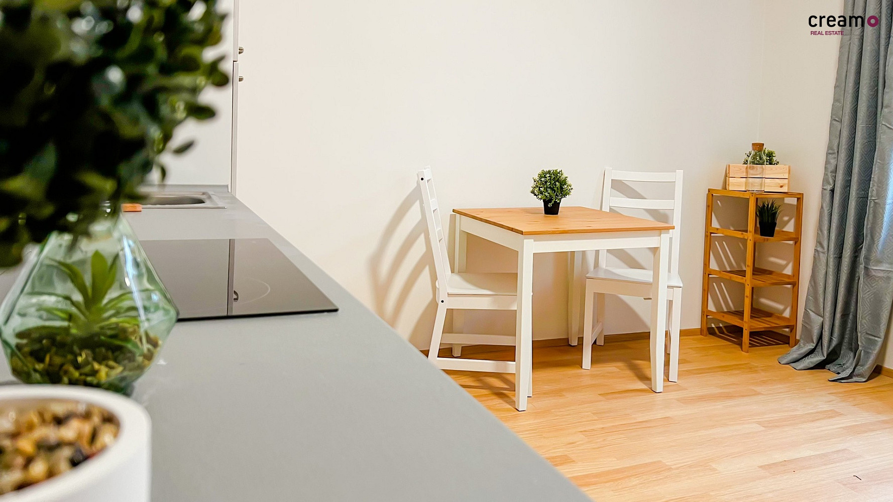 Pronájem bytu 2+kk 44 m² – fotografie 3