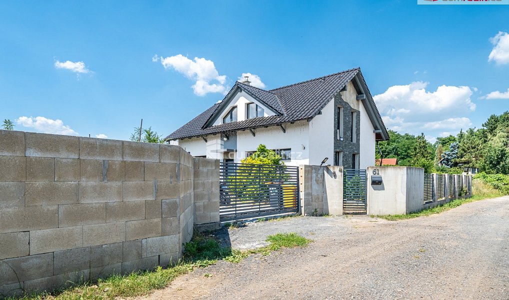 Prodej domu 159 m² s pozemkem 1 060 m², Záluží – náhled fotky 2