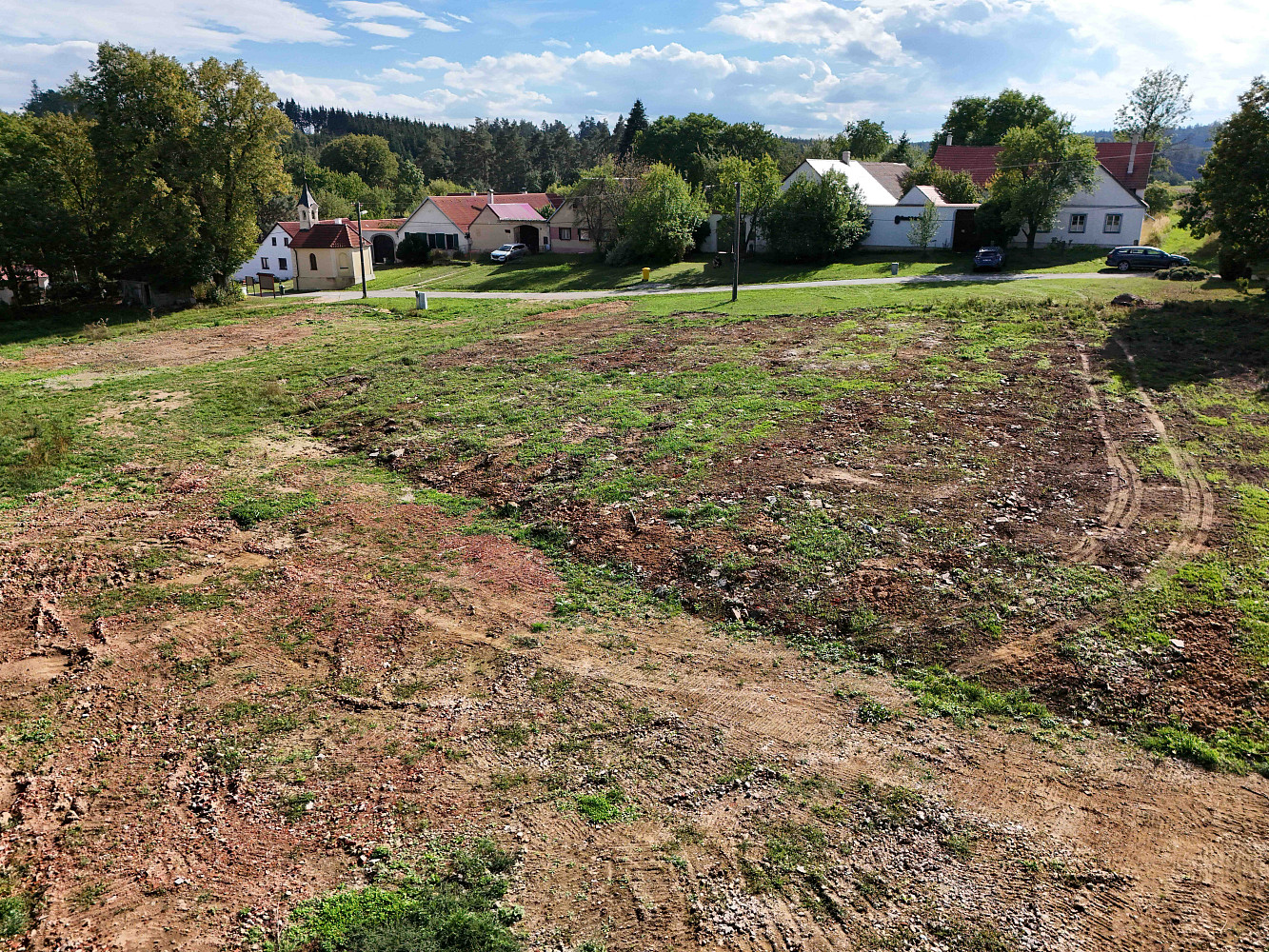Prodej stavebního pozemku 2 762 m² – fotografie 4