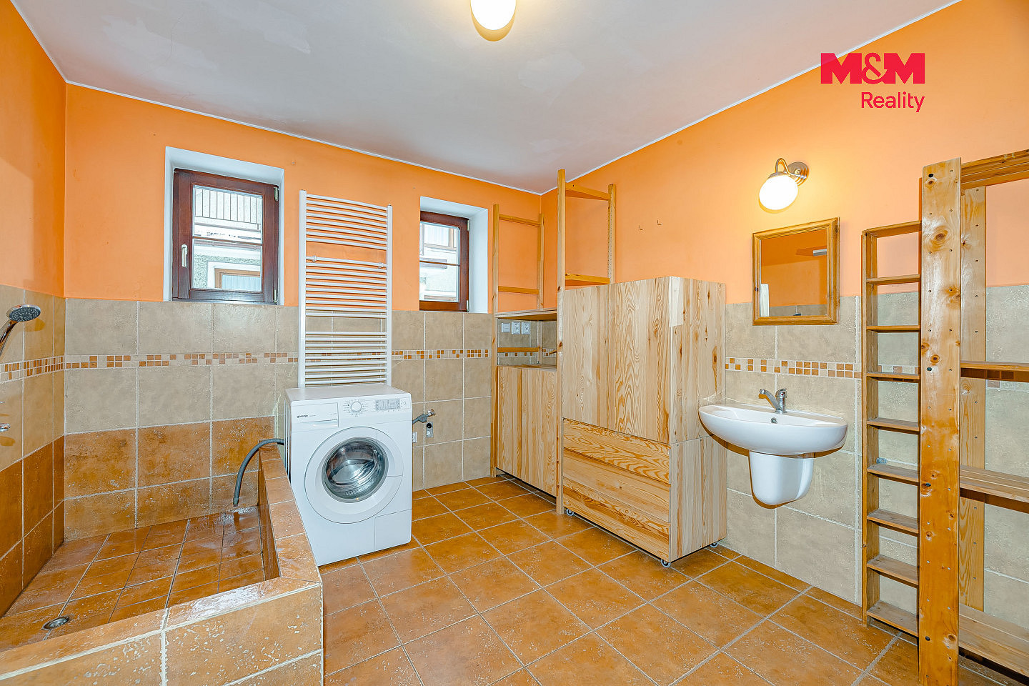 Prodej domu 400 m² s pozemkem 1 157 m² – pohled 5