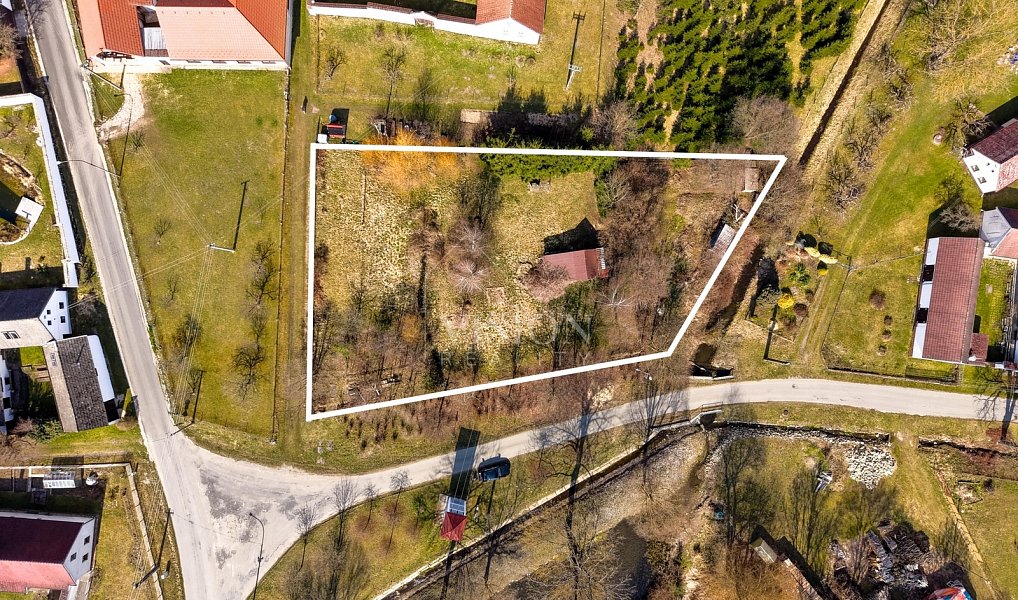 Prodej stavebního pozemku 2 012 m², Vydří – náhled fotky 5