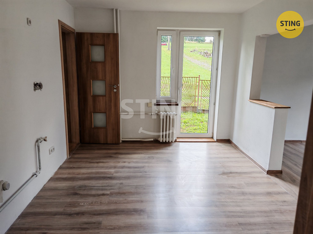 Prodej domu 240 m² s pozemkem 806 m² – fotografie 4