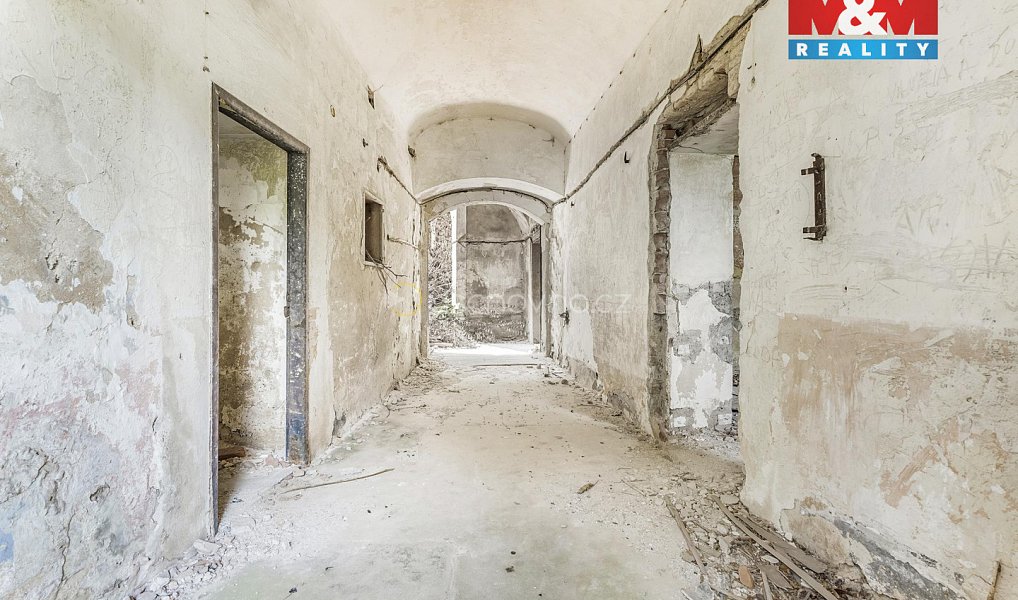 Prodej komerčního pozemku 18 500 m², Zvoleněves – náhled fotky 10