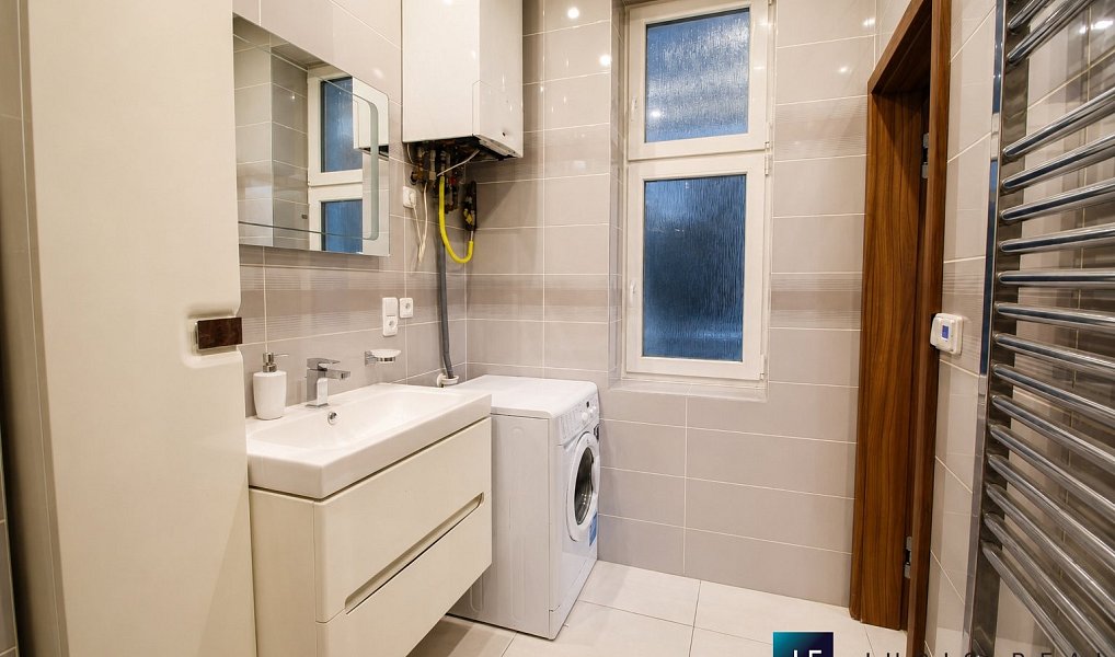 Prodej bytu 2+1 87 m², Praha – náhled fotky 10