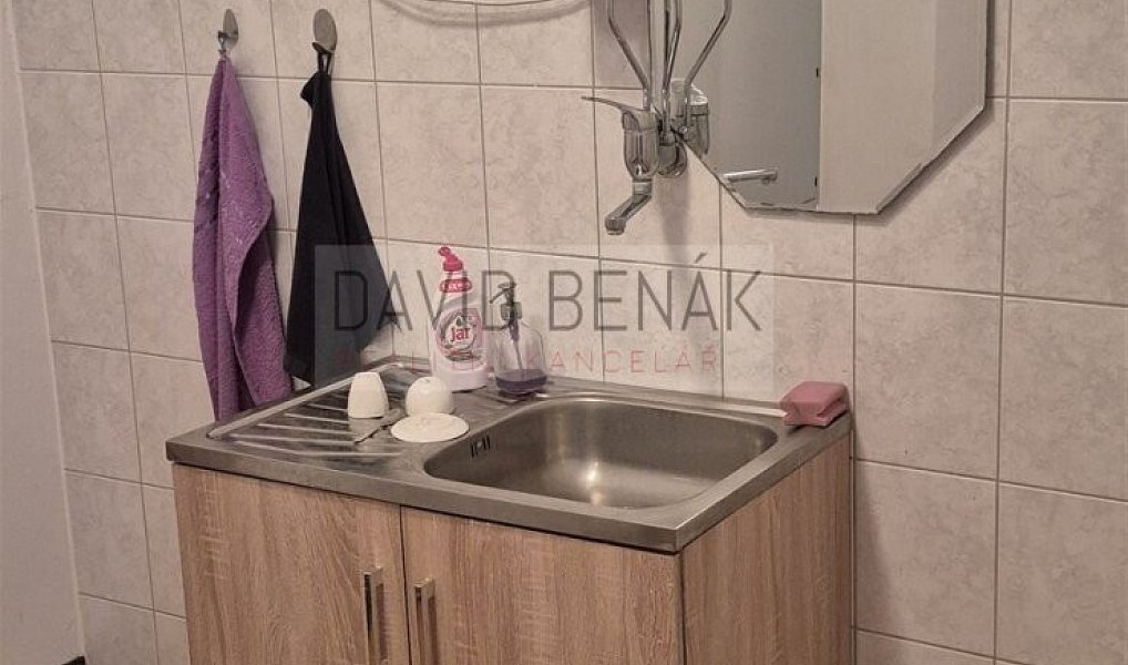 Pronájem kanceláře 15 m², Hradec Králové – náhled fotky 7