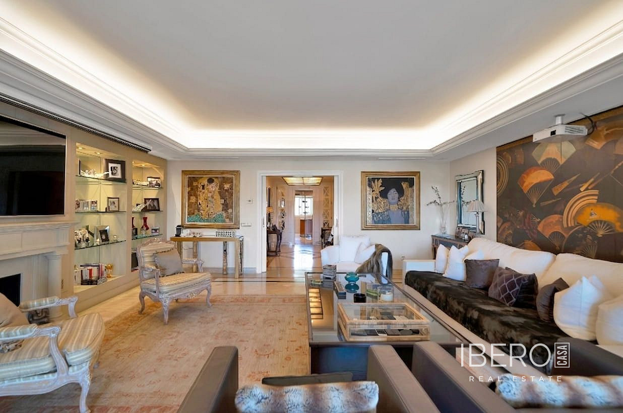 Piso 4+kk – Marbella, Barrio Alto - Más