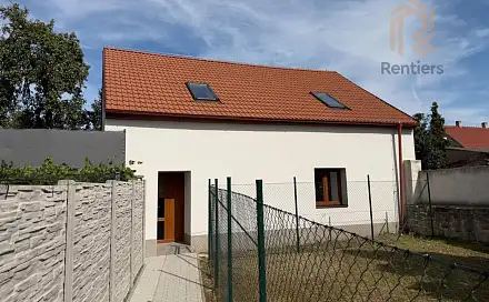 Prodej domu 137 m² s pozemkem 332 m², Rostoklaty, okres Kolín
