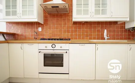 Pronájem bytu 1+1 47 m², Grafická, Praha 5 - Smíchov