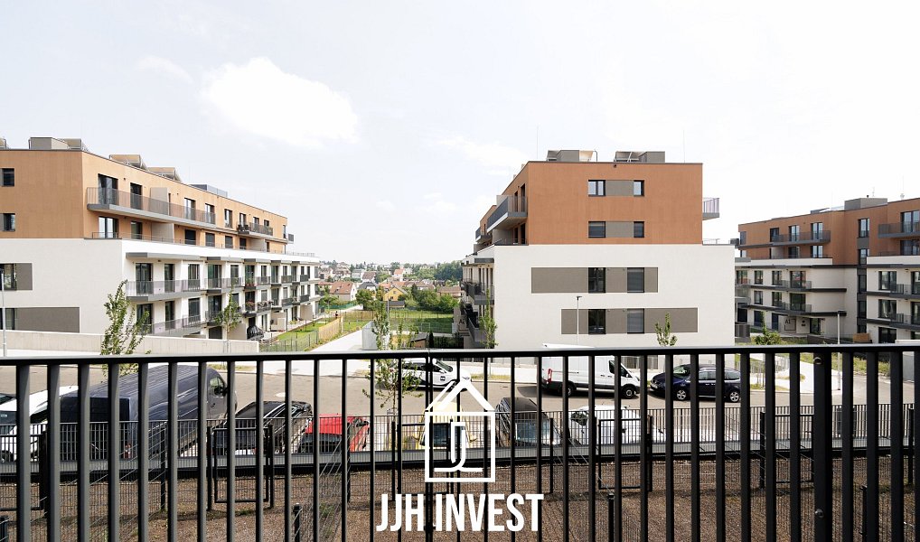 Prodej bytu 1+kk 30 m², Praha – náhled fotky 14