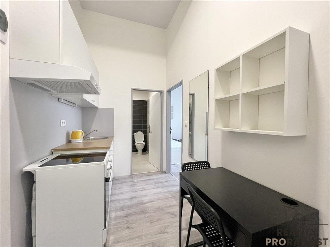 Pronájem bytu 2+1 43 m²