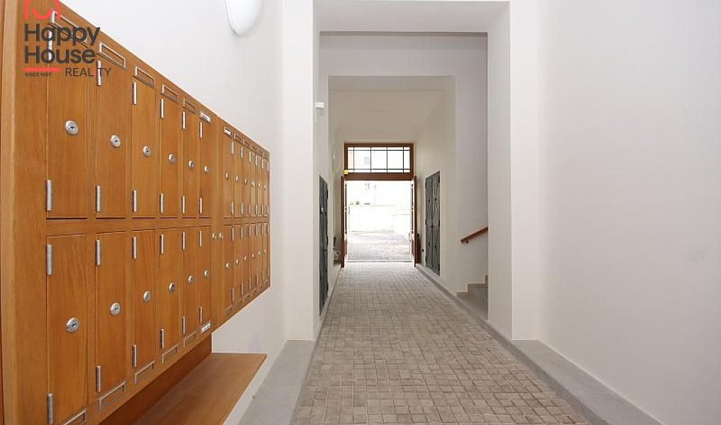 Pronájem bytu 2+kk 62 m², Praha – náhled fotky 11