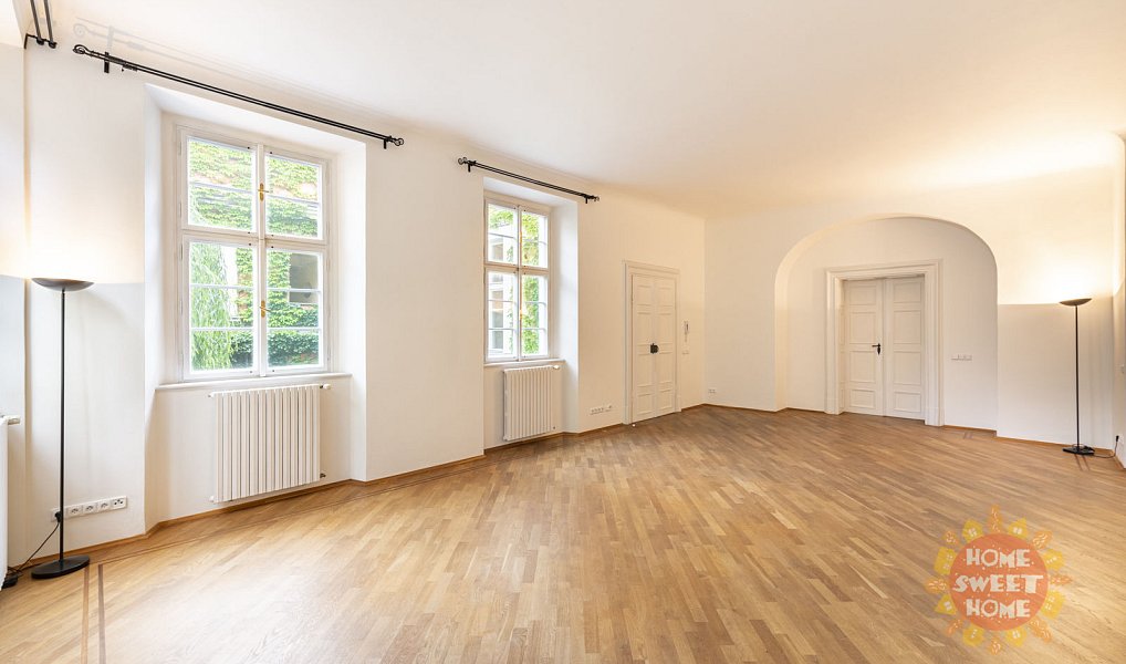 Pronájem bytu 4+1 187 m², Praha – náhled fotky 2
