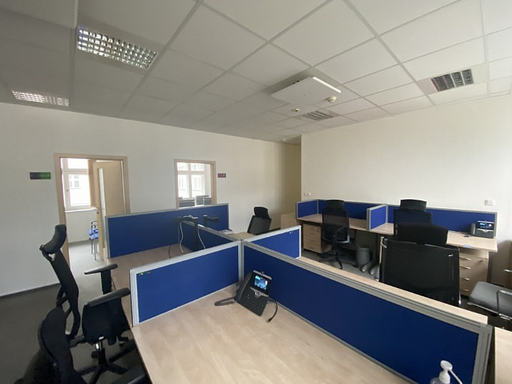 Pronájem kanceláře 230 m² – pohled 4