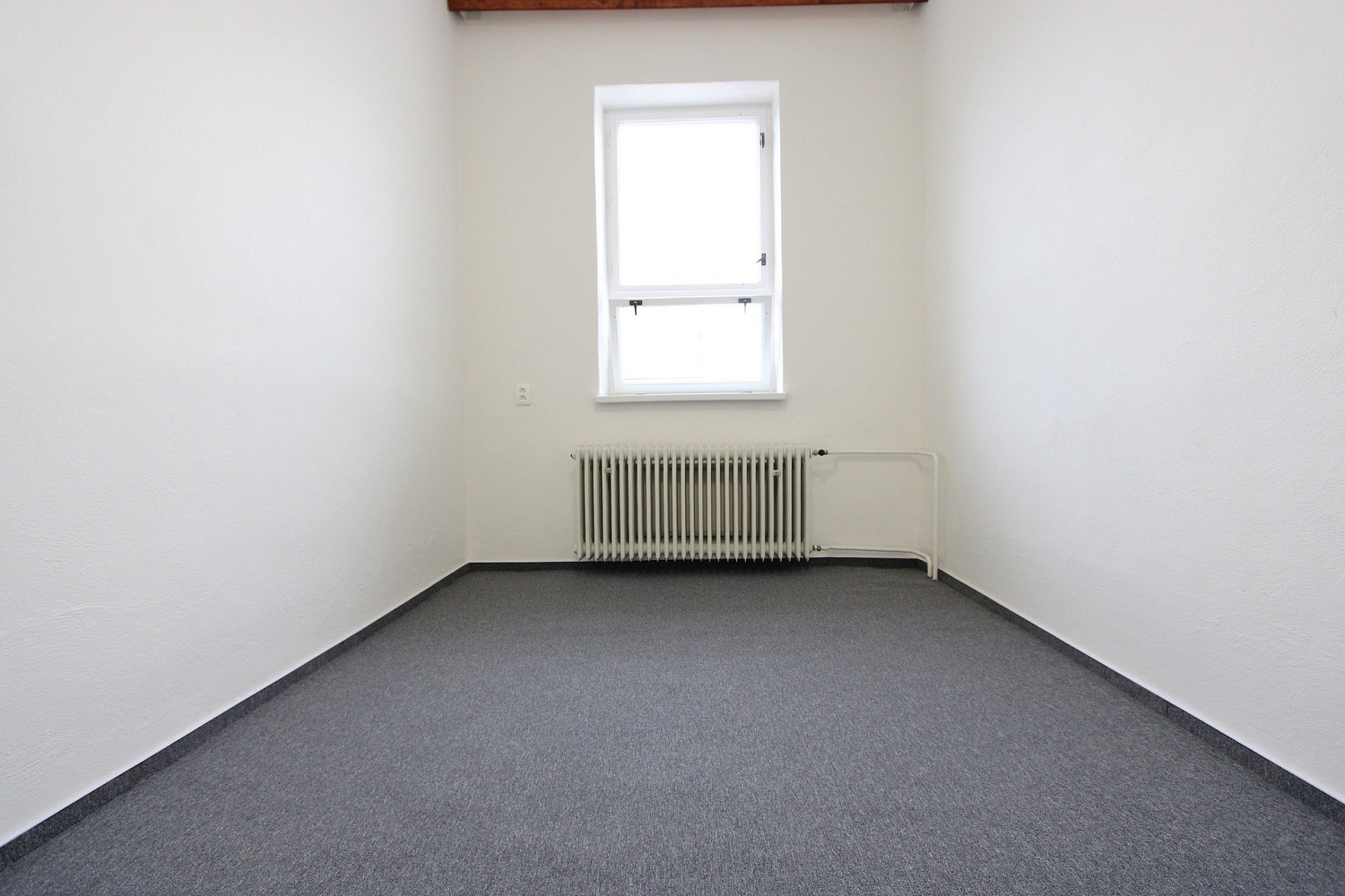 Pronájem bytu 2+kk 36 m²
