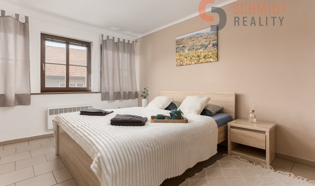 Prodej domu 300 m² s pozemkem 2 085 m², Perná – náhled fotky 3