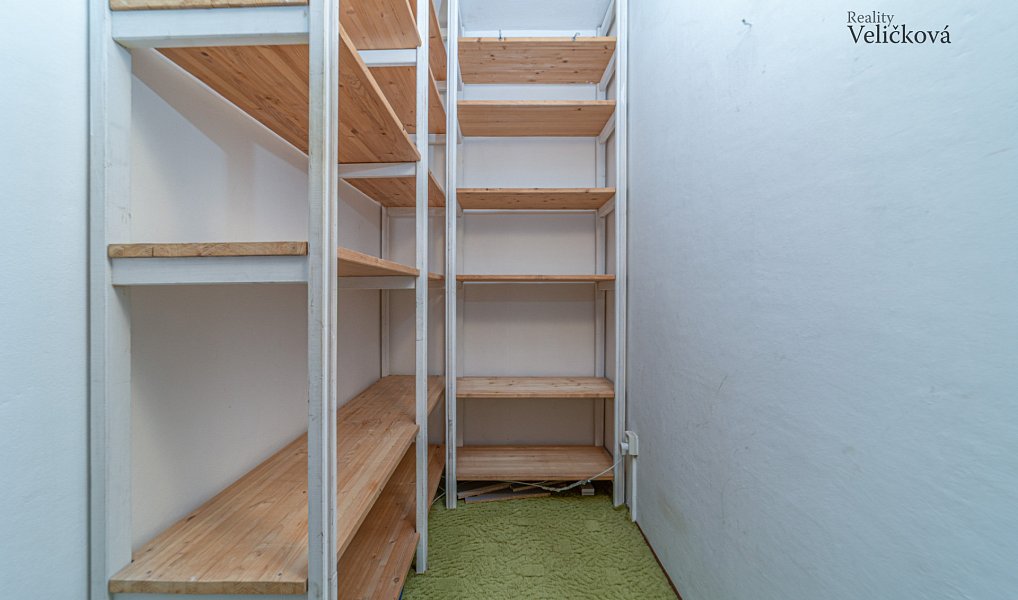 Prodej bytu 2+1 80 m², Hradec Králové – náhled fotky 15