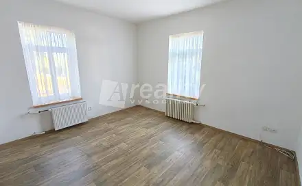 Pronájem bytu 2+1 65 m², Náměšť nad Oslavou, okres Třebíč